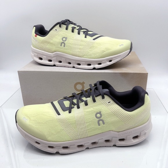 On Cloudgo Wide Running Shoes Sneaker Frost/ Hay Mens Size US 8.5 * Rare